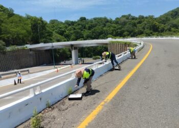 Entregan equipamiento al CEASII para fortalecer los trabajos de mejoramiento e imagen Urbana de Ixtapa Zihuatanejo
