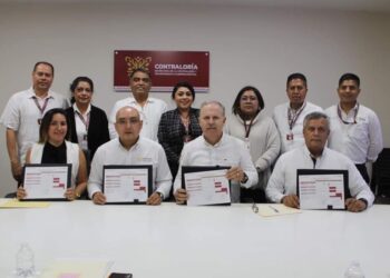 Firma Contraloría y CAPASEG convenio para vigilar la aplicación correcta de los recursos públicos en Agua Potable y Drenaje en Guerrero