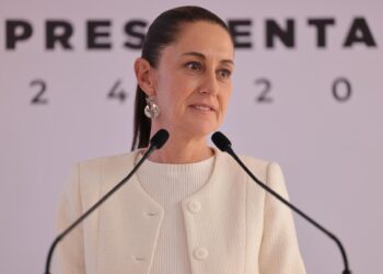 NO VAMOS A ABANDONAR, NI DAR CARPETAZO, VAMOS A SEGUIR TRABAJANDO: CLAUDIA SHEINBAUM, SOBRE CASO AYOTZINAPA