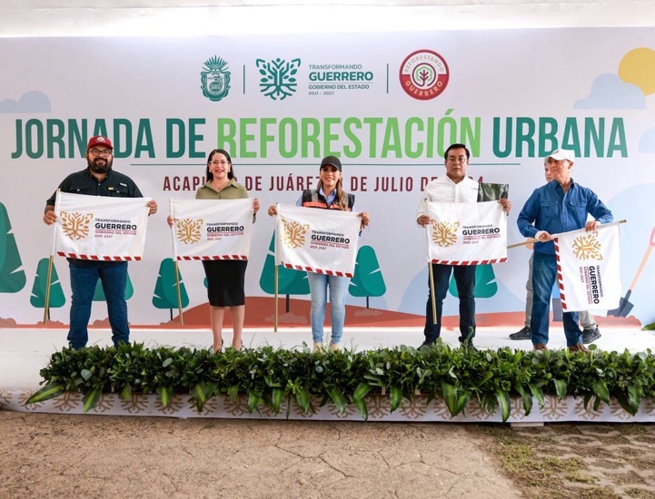 evelyn-s-acapulco-jornada-reforestacion_gob.jpg