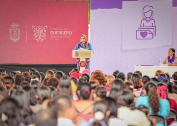 “La mejor inversión es apostar por el desarrollo y bienestar de las mujeres y de sus hijos”: Evelyn Salgado