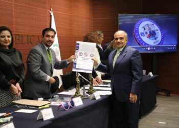 Otorga la Federación Iberoamericana de Abogados, el reconocimiento como “Legislador del Año” a Manuel Añorve