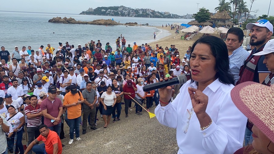 playas-limpias-acapulco-abelina_.jpg playas-limpias-acapulco-abelina_.jpg