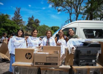 Despliega la SEMUJER unidades móviles en las 8 regiones del estado para atender la violencia contra las mujeres