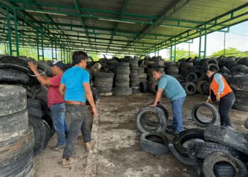 Para combatir el dengue, impulsa Evelyn Salgado llantatón en la región Norte
