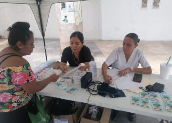 Atención médica oportuna a turistas por periodo vacacional, prioridad de la gobernadora Evelyn Salgado