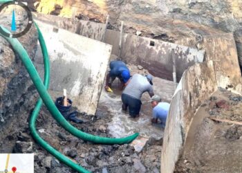 Repara CAPASEG fuga de agua en Papagayo I; se recuperan 100 litros/segundo