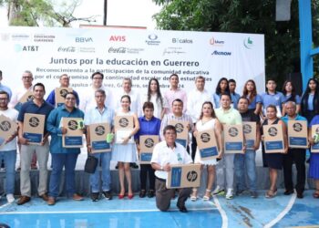 Resultado de las gestiones de la gobernadora, Evelyn Salgado ante fundaciones se entregarán 15 aulas de medios en Guerrero