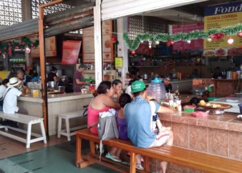 Ventas bajas en Zihuatanejo tras fin de semana de Día de Muertos