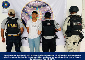 #FGEGuerrero, Ejército Mexicano y GN detienen a un hombre por el presunto homicidio de tres personas localizadas en el estacionamiento de una tienda comercial en Acapulco