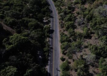 Evelyn Salgado entrega rehabilitación de carretera en Paso Morelos e inaugura la Unidad de Salud IMSS Bienestar de Ozomatlán, en Huitzuco