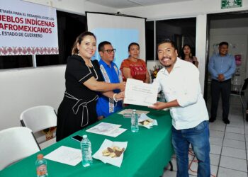 La SEDEPIA concluyó el taller de lengua Tu’un Savi para sensibilizar al personal sobre la diversidad lingüística