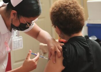 Reporta la SSG avances en la vacunación contra la Influenza y el Covid en Guerrero