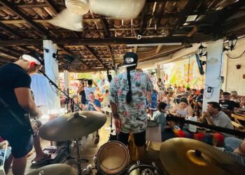 Regulación por decibeles afecta a músicos en Zihuatanejo
