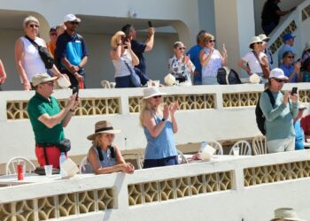 Turistas extranjeros confían en El Hogar del Sol para disfrutar de sus vacaciones en crucero