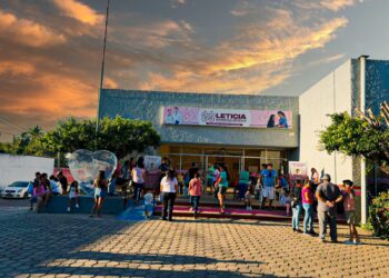 Lety Armenta ofrece atención médica especializada a 105 ciudadanos de Petatlán