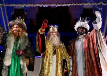 Reyes Magos en Zihuatanejo preparan sus carteras para los regalos