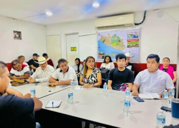 Paro laboral en la UTCGG: Docentes exigen respeto al contrato colectivo