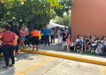 Visita del titular de la SEG no resuelve demandas del magisterio en Zihuatanejo