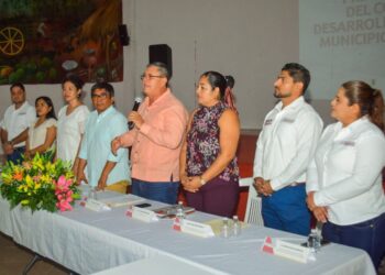 Petatlán trabaja en su planificación urbana