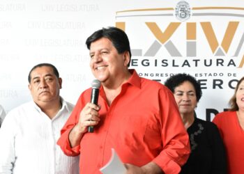 El PRI, a sus 96 años, sigue firme y vigente, Bravo Abarca