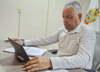 Entregan horas docentes y plazas de jornada a egresados normalistas para fortalecer la educación