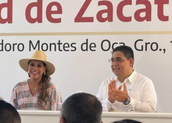Gobierno de Guerrero impulsa el sector salud y turístico en La Unión