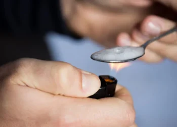 Crack, marihuana y vapers las drogas más usadas en adolescentes de Zihuatanejo