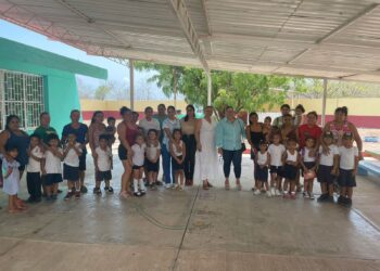 Impulsan en La Unión taller para fortalecer la crianza y el desarrollo infantil