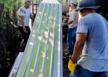 Familias de La Unión reciben apoyo para mejoramiento de vivienda