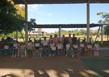 Niñas, niños y jóvenes participan en talleres de activación cognitiva en La Unión