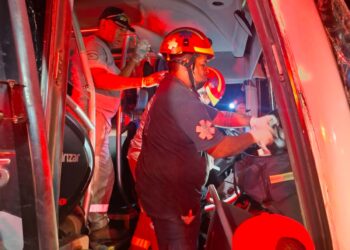 Expresa Maricarmen Cabrera solidaridad tras accidente en Coyuca de Benítez
