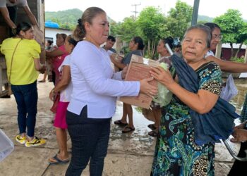 Gobierno Municipal de La Unión refuerza acciones de apoyo social