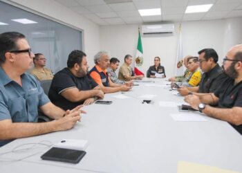 La gobernadora Evelyn Salgado encabeza y declara en sesión permanente el Consejo Estatal de Protección Civil en el C5 de Acapulco