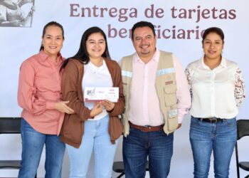 Iván Hernández Díaz encabeza entrega de tarjetas de Jóvenes Construyendo el Futuro en Chilpancingo