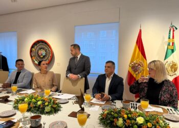 Presentan Ixtapa-Zihuatanejo ante el sector turístico previo a FITUR 2026
