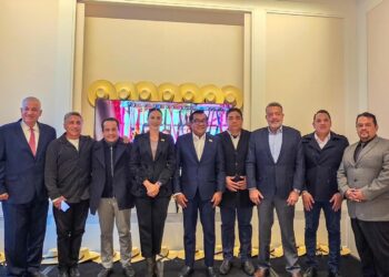Muestra delegación guerrerense atractivos de Ixtapa-Zihuatanejo