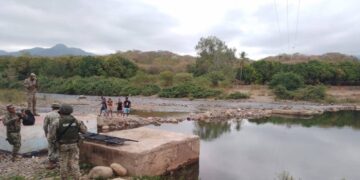 Fallece soldado por ahogamiento en el río de Petatlán