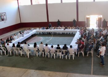 Refrenda Francisco Rodríguez Cisneros el compromiso de la gobernadora con la Octava Región