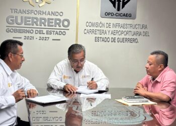 Fortalece Gobierno del Estado la infraestructura carretera en la Costa Chica