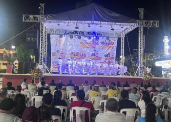 Se presenta Ballet Folclórico Apatzin en Expoferia de La Unión