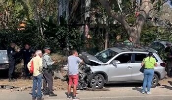 Cuatro heridos, tres menores, en choque sobre el bulevar Zihuatanejo-Aeropuerto
