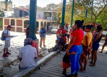 Lleva Sagadegro el programa de Acompañamiento Técnico y Perspectiva de Género a productores de jamaica de la Costa Chica