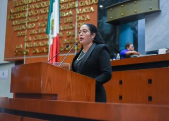 ANALIZA EL CONGRESO ORDENAR Y TRANSPARENTAR LA EXPEDICIÓN DE CONSTANCIAS DE RESIDENCIA