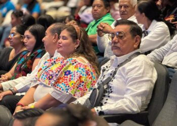 Reconoce Félix Salgado el aporte cultural de la Orquesta Tradicional Calentana