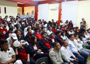 Fomenta SEMAREN el cuidado del agua entre jóvenes de Chilpancingo
