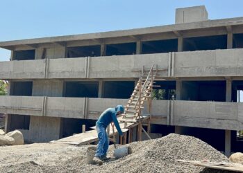El gobierno del estado impulsa y moderniza la infraestructura educativa en Acapulco
