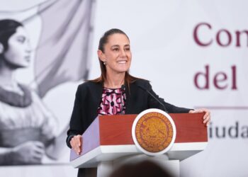 “ES UNA INVERSIÓN HISTÓRICA”: PRESIDENTA CLAUDIA SHEINBAUM DESTACA QUE AL 2030 SE DESTINARÁN MÁS DE UN BILLÓN DE PESOS EN BECAS PARA EL BIENESTAR
