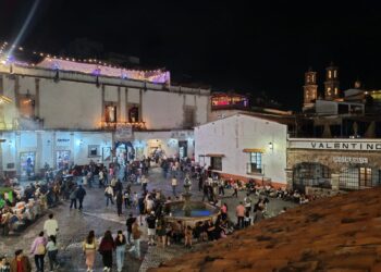 Taxco, al 100%: Fe, turismo y tradición desbordan la Semana Santa en la ciudad colonial