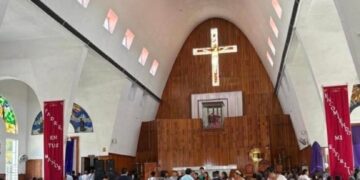 Destacan la buena afluencia de turismo religioso de Semana Santa en Petatlán